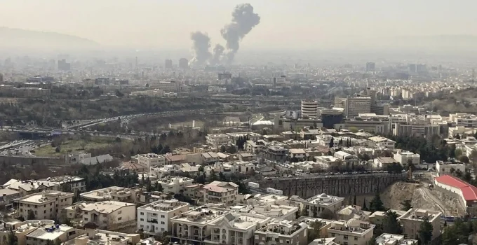 Guerra Iminente: EUA e Israel Atacam Irã em Operação "Fúria Épica" para Destruir Programa Nuclear e Regime