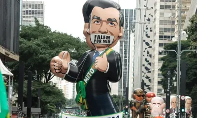Bonecos Infláveis da Paulista: Pixulecos Ressurgem e Bolsonaro Surge Censurado em Ato da Direita