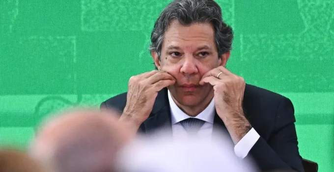 Haddad pode ser candidato em SP a pedido de Lula, PT pressiona e cenário eleitoral se agita