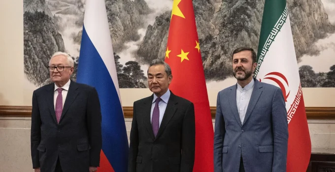 China e Rússia: O que está em jogo para Pequim e Moscou na guerra do Irã e os limites da aliança com Teerã
