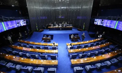 Janela Partidária 2024: Deputados Trocam de Rumo para 2026 Buscando Poder, Fundos e TV