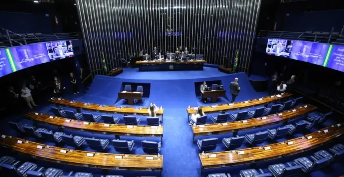 Janela Partidária 2024: Deputados Trocam de Rumo para 2026 Buscando Poder, Fundos e TV