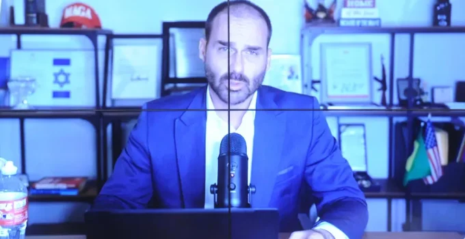 Eduardo Bolsonaro e Nikolas Ferreira: Paz selada com afagos nas redes sociais após polêmica de voos