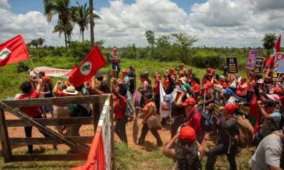 MST Mobiliza Mulheres em Ocupações e Bloqueios de Rodovias no Dia Internacional da Mulher, Gerando Debate no Congresso
