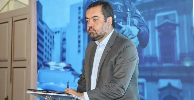 Decisão no TSE: Julgamento que pode cassar mandato de Cláudio Castro é suspenso por Nunes Marques