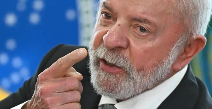 Lula em Foco: 51% Desaprovam Presidente e 56% Não Confiam, Aponta Nova Pesquisa Ipsos-Ipec