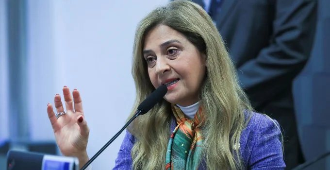 Flávio Dino decide: Leila Pereira não escapa da CPMI do INSS, mas tem direito a escolher data de depoimento
