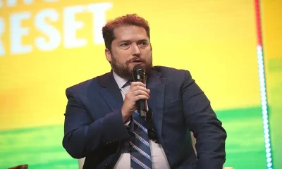 Bolsonaro pede a Moraes para antecipar visita de assessor de Trump, alegando "inviabilidade material" da data oficial