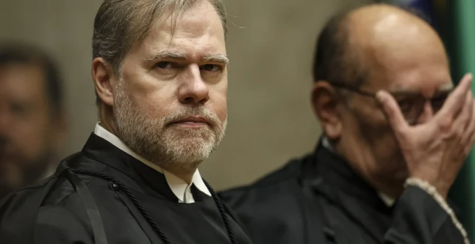 Toffoli se declara impedido em caso que investiga relação do Banco Master com BRB após ter sido sorteado relator
