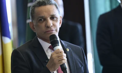 Mecias de Jesus Renuncia ao Senado e Assume Cargo no TCE de Roraima, Abrindo Vaga para Roberta Acioly; Entenda o Impacto