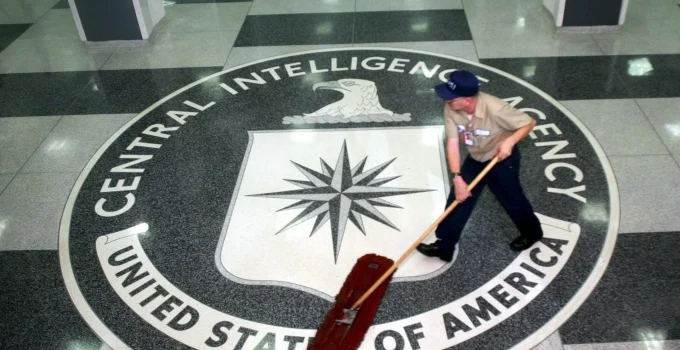 CIA Recrutou Aliados na Venezuela para Monitorar Maduro Antes da Captura, Revela NYT