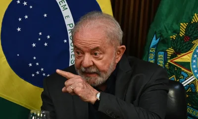 PT mira Flávio Bolsonaro e Faria Lima em nova resolução para eleições de 2026, alertando para ameaças à democracia e ao avanço do rentismo