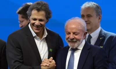 Lula oficializa saída de Haddad da Fazenda para disputa em SP; Durigan assume ministério