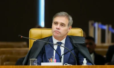 Ministro Mendonça: "O bom juiz não é estrela", diz no Rio e arranca aplausos de advogados em meio a crise no STF