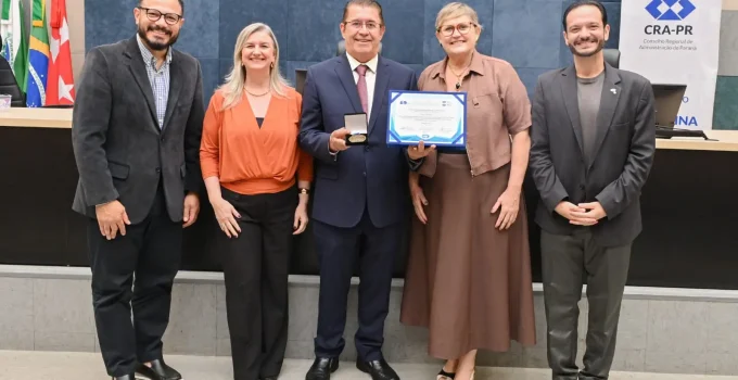 Ary Sudan: Empresário de Londrina recebe Medalha de Diamante do CRA-PR e celebra 60 anos da profissão de Administrador