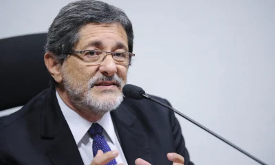 PGR defende anulação de multa milionária contra Sergio Gabrielli, ex-presidente da Petrobras, por superfaturamento em contrato