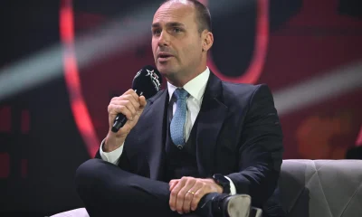 Eduardo Bolsonaro na Hungria: "Precisamos de nova lei sobre ONGs" para proteger soberania e combater "censura"