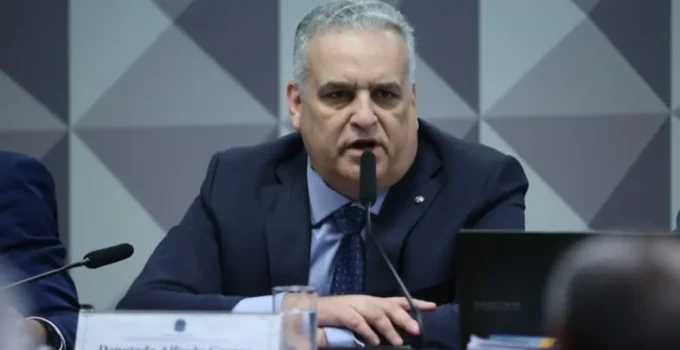 CPMI do INSS: Relatório Preliminary Revela 228 Indiciados e Esquema de R$ 40 Bilhões, Sem Citar Lula ou Bolsonaro