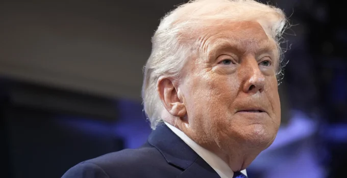 Trump Planeja Três Estratégias para Destravar o Estreito de Ormuz Bloqueado por Ameaças do Irã
