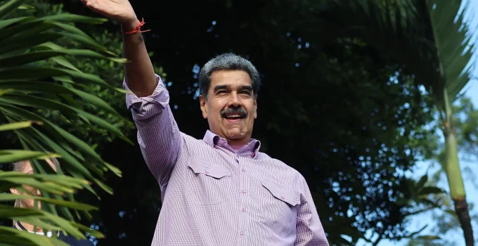 Dancinhas de Maduro Zombaram de Trump? NYT Revela Como Danças Virais Influenciaram Decisão de Ataque à Venezuela