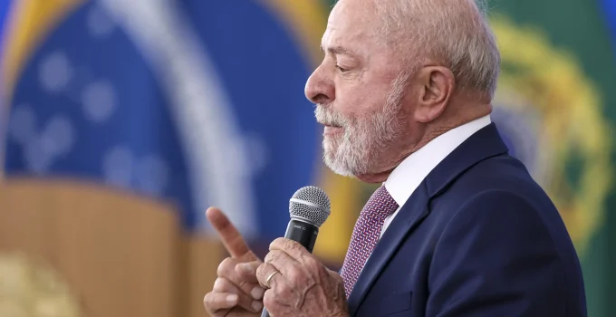 Combustível Caro: A Bomba Eleitoral que Aprofunda Crise entre Lula e Governadores