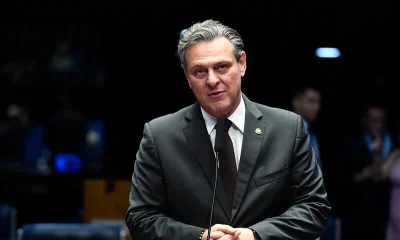 Governo Exonera Ministro da Agricultura Carlos Fávaro para Voto Crucial na CPMI do INSS e Gera Surpresa na Senadora Suplente