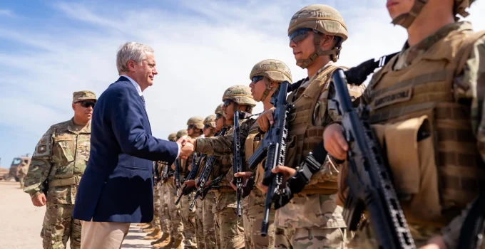 Chile de Kast: Muro na fronteira e choque liberal para redesenhar o país na largada da presidência