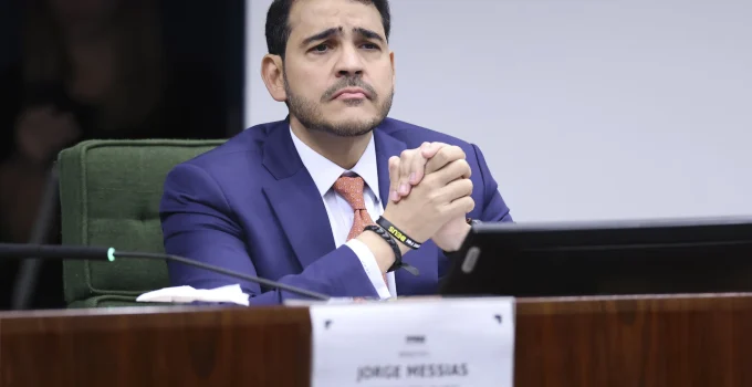 Jorge Messias no STF: Valores Cristãos, Harmonia entre Poderes e o Caminho para a Aprovação no Senado