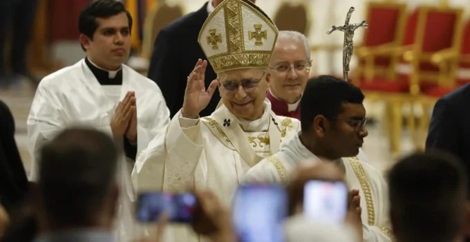 Papa Leão XIV na Vigília Pascal: "Não se deixem paralisar pela guerra e injustiça", pede o Sumo Pontífice em mensagem de esperança