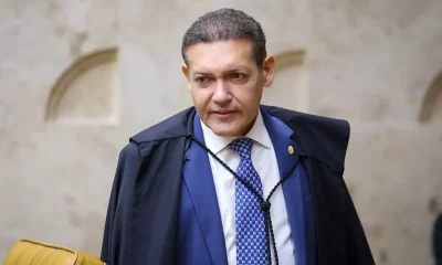 Desembargador Que Viajou com Ministro Nunes Marques Concede Liminar a Filho do Magistrado, Revela Jornal