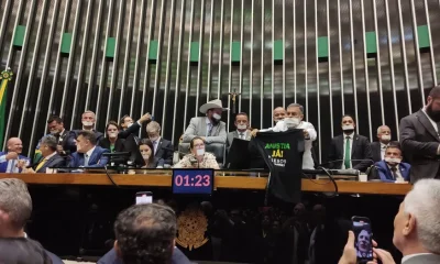 Conselho de Ética Retoma Julgamento de Deputados por Ocupação da Mesa Diretora em Protesto Político