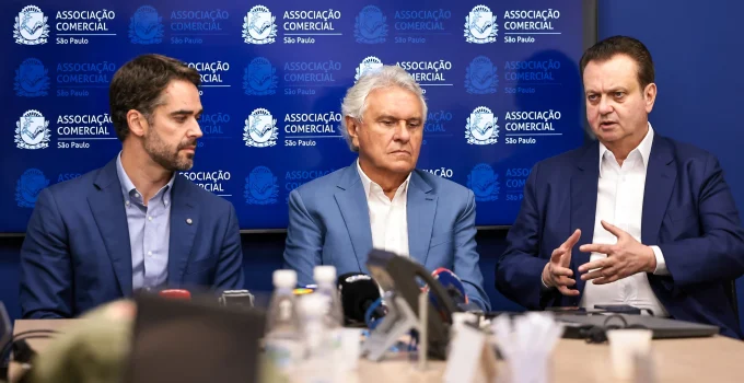 Kassab e a "sabedoria" do PSD: Por que Eduardo Leite foi descartado e Ronaldo Caiado apostado para 2026?