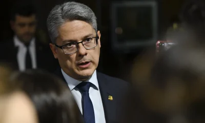 Davi Alcolumbre encerra CPI do Crime Organizado e relator critica: "Desserviço à nação"; investigação sobre STF é o foco