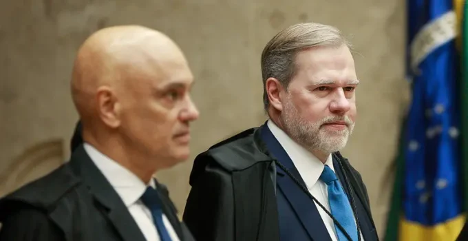 Caso Master: Pedidos de Impeachment Contra Moraes e Toffoli Crescem no Senado Após Revelações