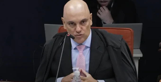 Moraes acelera ação sobre delação premiada no STF em meio a negociações de acordo de banqueiro com citações a autoridades