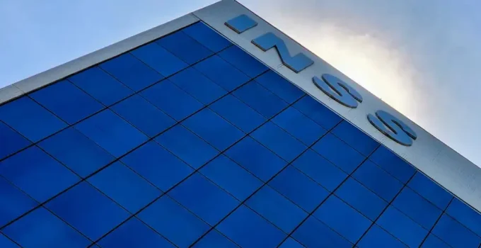 Empresário Confessa Fraudes e Fecha 1º Acordo de Delação Premiada na Farra do INSS: Milhões Desviados em Esquema Chocante