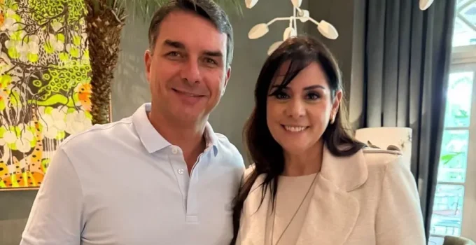Simone Marquetto, a deputada católica que pode ser a vice de Flávio Bolsonaro e busca unir o voto conservador
