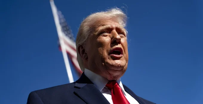 Trump Ameaça China com "Grandes Problemas" Após Notícias de Envio de Armas ao Irã, Ignorando Negociações de Paz