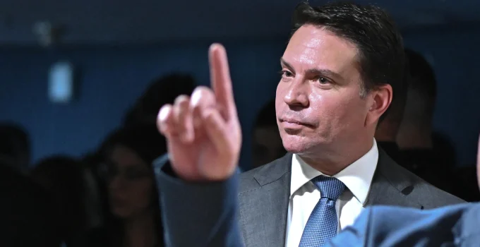 Detenção de Alexandre Ramagem nos EUA: O Que o Futuro Reserva para o Ex-Deputado Foragido?