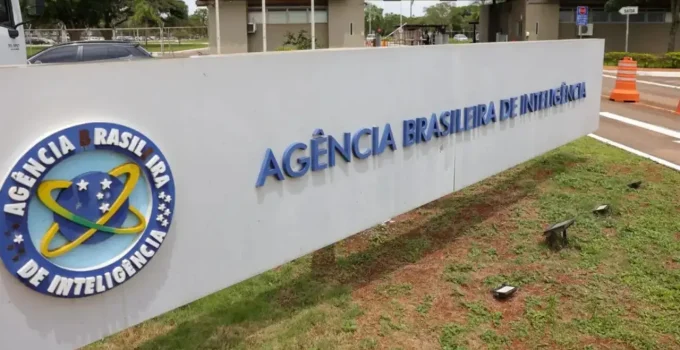 Abin no Limbo: Caciques Petistas Frustrados Cobram Projeto de Lula e Acusam Governo de "Politizar" Agência