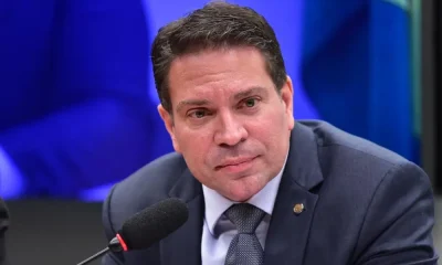 Ramagem rompe silêncio após detenção nos EUA e dispara contra PF: "Polícia de jagunços"