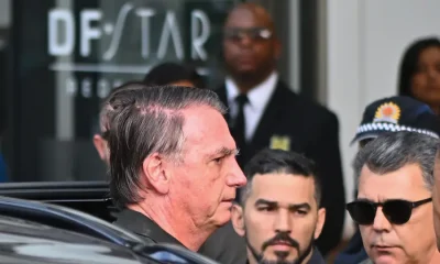Polícia Federal volta atrás e diz que ida de Bolsonaro a hospital depende de aval do STF após queda e traumatismo craniano leve