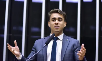 Direita Domina Redes Sociais com Humor e Viralização, Enquanto Esquerda Busca Adaptação para 2026