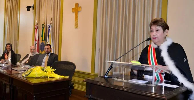Eva do Amaral: Desembargadora do Pará Compara Cortes do STF a "Escravidão" e Detalha Dificuldades Financeiras de Juízes