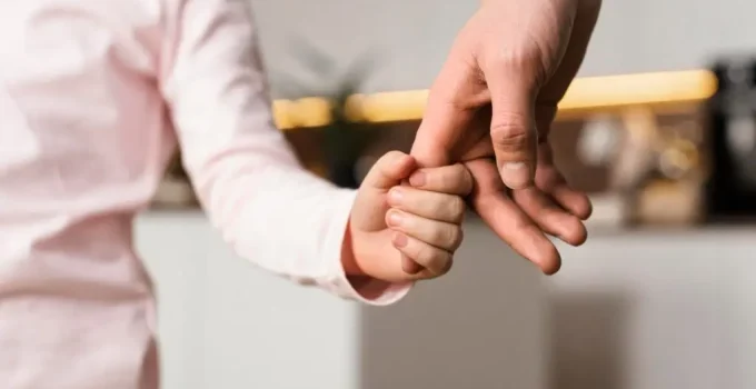 Pai Desconhecido? Paraná Revoluciona Reconhecimento de Paternidade com Processo Online e Rápido
