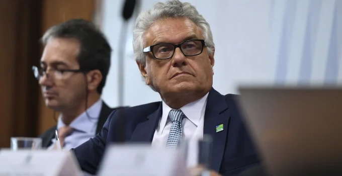 PSOL aciona PGR contra Ronaldo Caiado por venda milionária de mineradora de terras raras para empresa dos EUA