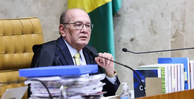 Gilmar Mendes: Inquérito das Fake News sem Fim e Críticas a Investigações Longas Geram Polêmica no STF
