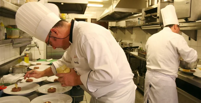 Curitiba: O Laboratório Gastronômico Que Cria Tendências e Conquista o Brasil com Sabores Únicos