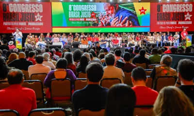 PT mira 2026: Manifesto aprova aceno ao Centrão, críticas a Trump e foco em Lula para reeleição