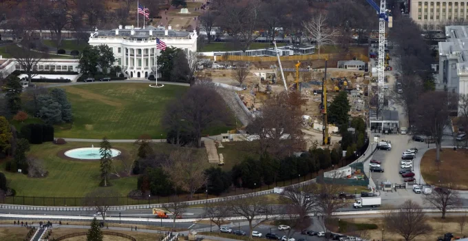 Republicanos defendem salão de eventos na Casa Branca após atentado contra Trump, veja os detalhes
